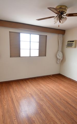 Casa à venda com 93m², 3 quartos e 2 vagasSuíte