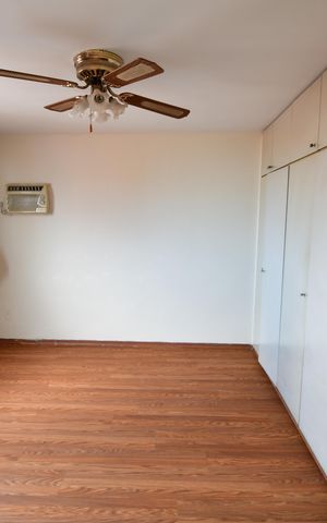 Casa à venda com 93m², 3 quartos e 2 vagasSuíte