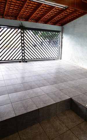 Casa à venda com 93m², 3 quartos e 2 vagasGaragem