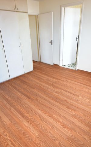 Casa à venda com 93m², 3 quartos e 2 vagasSuíte