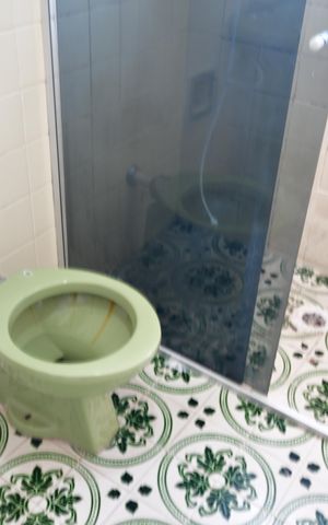 Casa à venda com 93m², 3 quartos e 2 vagas Banheiro Suíte