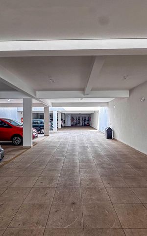 Apartamento à venda com 90m², 2 quartos e 1 vaga Apartamento à venda com 90m², 2 quartos e 1 vagaGaragem