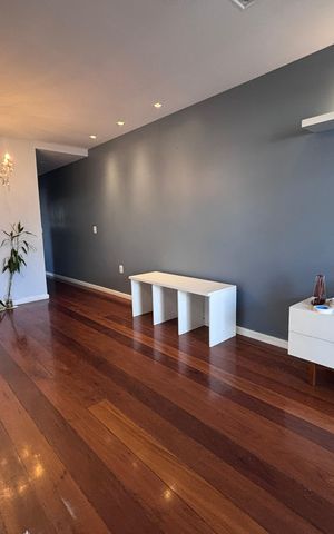 Apartamento à venda com 81m², 2 quartos e 1 vagaSala