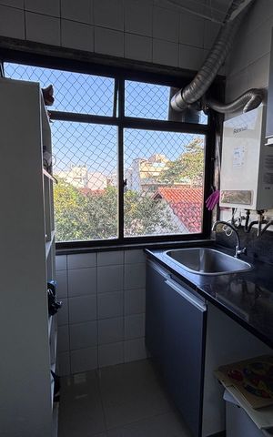 Apartamento à venda com 81m², 2 quartos e 1 vagaÁrea de Serviço