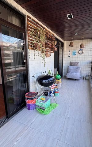 Apartamento à venda com 81m², 2 quartos e 1 vagaVaranda