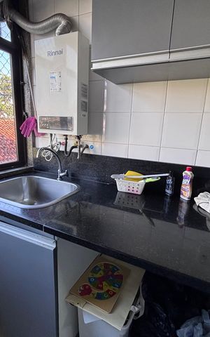 Apartamento à venda com 81m², 2 quartos e 1 vagaÁrea de Serviço
