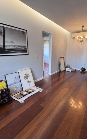 Apartamento à venda com 81m², 2 quartos e 1 vagaSala