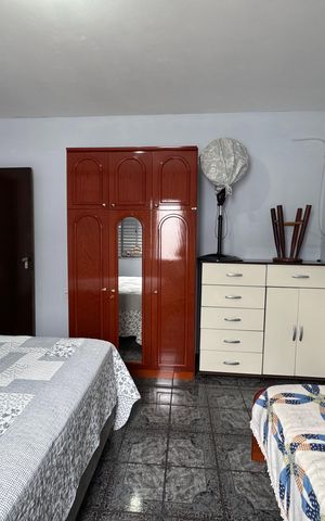 Casa à venda com 218m², 3 quartos e 2 vagas Casa à venda com 218m², 3 quartos e 2 vagasQuarto 1