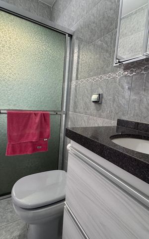 Casa à venda com 218m², 3 quartos e 2 vagas Casa à venda com 218m², 3 quartos e 2 vagasBanheiro 1