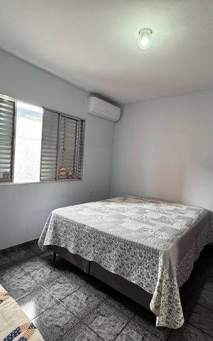 Casa à venda com 218m², 3 quartos e 2 vagas Casa à venda com 218m², 3 quartos e 2 vagasQuarto 1