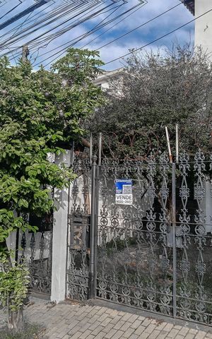Casa à venda com 132m², 3 quartos e 4 vagas