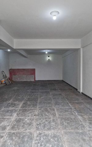 Casa à venda com 132m², 3 quartos e 4 vagas
