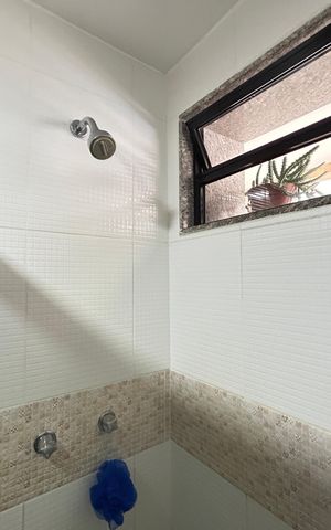 Apartamento à venda com 93m², 2 quartos e 1 vagaBanheiro Social