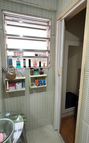 Apartamento à venda com 93m², 2 quartos e 1 vagaBanheiro da Suíte