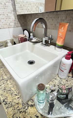 Apartamento à venda com 93m², 2 quartos e 1 vagaBanheiro Social