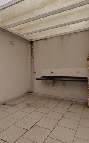 Apartamento à venda com 90m², 2 quartos e 1 vagaÁrea de Serviço