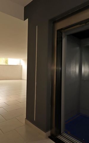Apartamento à venda com 90m², 2 quartos e 1 vagaElevador