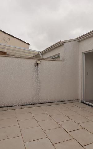 Apartamento à venda com 90m², 2 quartos e 1 vagaÁrea de Serviço