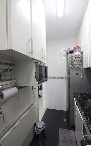 Apartamento à venda com 56m², 2 quartos e 1 vagaCozinha e Área de Serviço