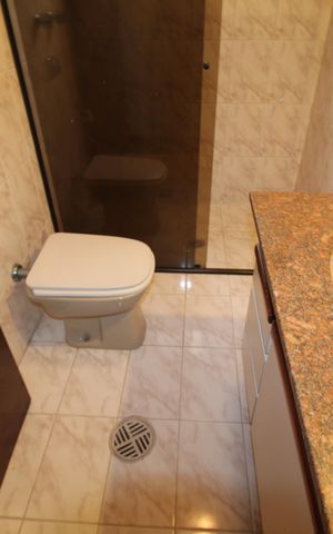 Casa à venda com 112m², 4 quartos e 3 vagasBanheiro