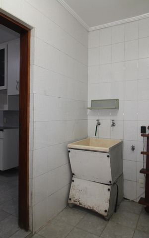 Casa à venda com 112m², 4 quartos e 3 vagasÁrea de Serviço