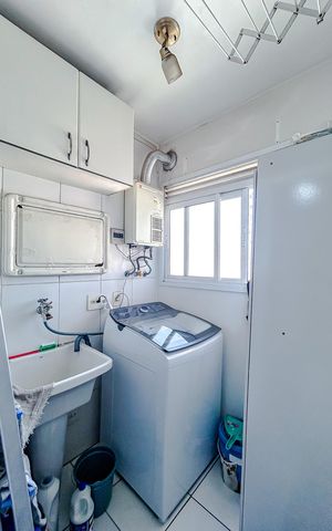 Apartamento à venda com 60m², 2 quartos e 1 vagaÁrea de Serviço