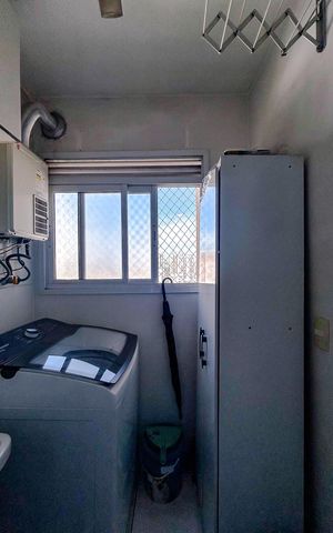 Apartamento à venda com 60m², 2 quartos e 1 vagaÁrea de Serviço