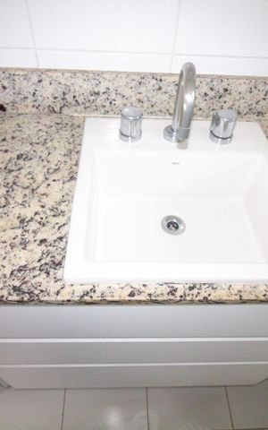 Apartamento à venda com 65m², 2 quartos e 1 vaga Apartamento à venda com 65m², 2 quartos e 1 vagaBanheiro da Suíte