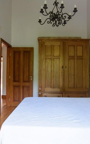 Casa de condomínio à venda com 416m², 4 quartos e 4 vagas Casa de condomínio à venda com 416m², 4 quartos e 4 vagasQuarto 2
