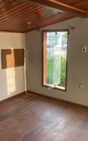 Casa de condomínio para alugar com 220m², 6 quartos e 3 vagas