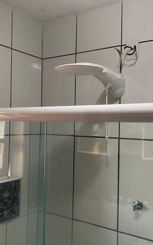 Casa de condomínio para alugar com 220m², 6 quartos e 3 vagas