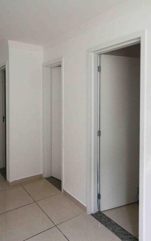 Casa de condomínio à venda com 40m², 2 quartos e 1 vaga Casa de condomínio à venda com 40m², 2 quartos e 1 vagaSala