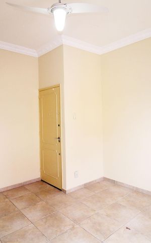 Apartamento à venda com 62m², 2 quartos e 1 vagaSala