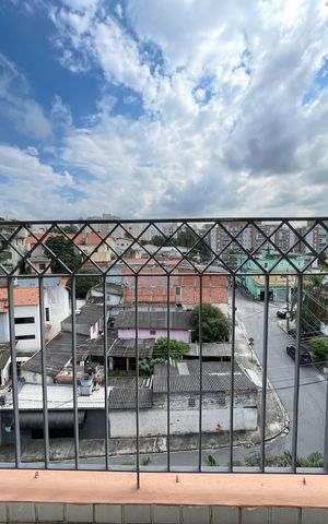 Apartamento à venda com 63m², 3 quartos e 1 vaga Apartamento à venda com 63m², 3 quartos e 1 vagaVaranda