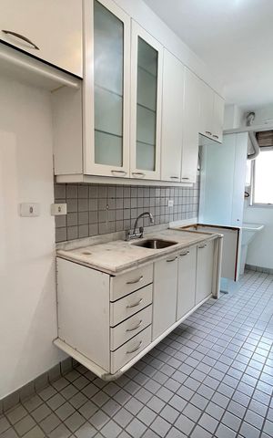 Apartamento à venda com 63m², 3 quartos e 1 vaga Apartamento à venda com 63m², 3 quartos e 1 vagaCozinha e Área de Serviço