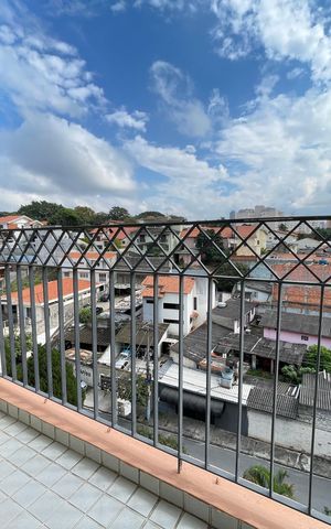 Apartamento à venda com 63m², 3 quartos e 1 vaga Apartamento à venda com 63m², 3 quartos e 1 vagaVaranda
