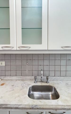 Apartamento à venda com 63m², 3 quartos e 1 vaga Apartamento à venda com 63m², 3 quartos e 1 vagaCozinha e Área de Serviço