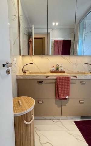 Apartamento à venda com 120m², 3 quartos e 2 vagas Apartamento à venda com 120m², 3 quartos e 2 vagasBanheiro da Suíte 1