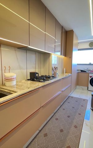 Apartamento à venda com 120m², 3 quartos e 2 vagas Apartamento à venda com 120m², 3 quartos e 2 vagasCozinha