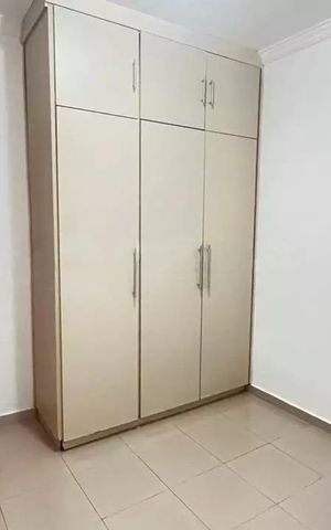 Casa para alugar com 260m², 3 quartos e 3 vagas
