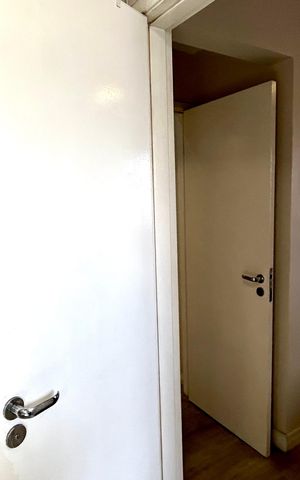 Apartamento à venda com 76m², 3 quartos e 2 vagas Apartamento à venda com 76m², 3 quartos e 2 vagasBanheiro 1