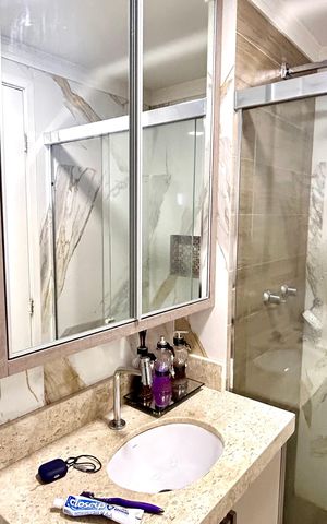 Apartamento à venda com 76m², 3 quartos e 2 vagas Apartamento à venda com 76m², 3 quartos e 2 vagasBanheiro 2