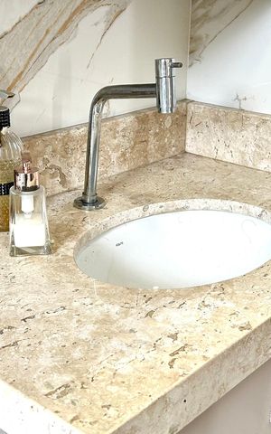 Apartamento à venda com 76m², 3 quartos e 2 vagas Apartamento à venda com 76m², 3 quartos e 2 vagasBanheiro 1