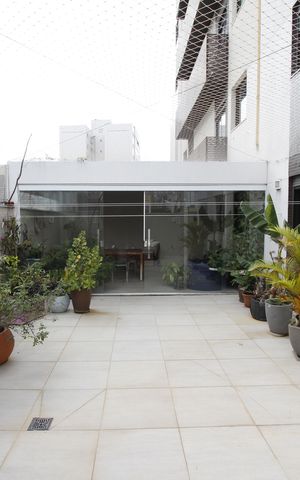 Apartamento à venda com 184m², 3 quartos e 3 vagasÁrea PRIVATIVA