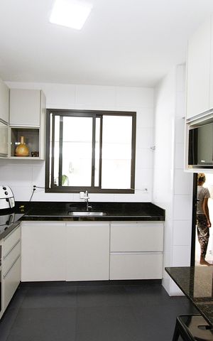 Apartamento à venda com 184m², 3 quartos e 3 vagasCozinha