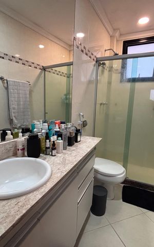 Apartamento à venda com 100m², 3 quartos e 2 vagas Apartamento à venda com 100m², 3 quartos e 2 vagasBanheiro do Quarto 1