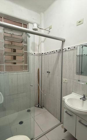 Studio à venda com 67m², 2 quartos e sem vaga Studio à venda com 67m², 2 quartos e sem vagaBanheiro