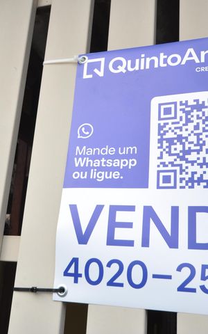 Casa à venda com 140m², 2 quartos e 2 vagasPlaca