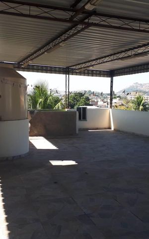 Casa à venda com 114m², 3 quartos e 1 vaga