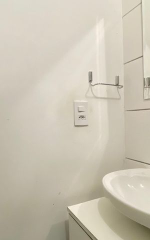 Apartamento para alugar com 43m², 2 quartos e sem vaga Apartamento para alugar com 43m², 2 quartos e sem vagaBanheiro